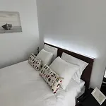 Bali House Villa *