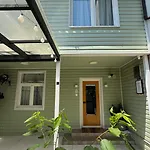 Bali House *