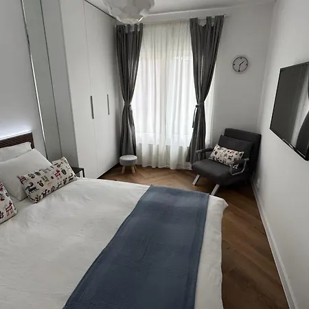 Bali House Villa Boekarest