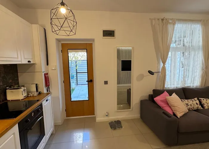 Bali House * 부쿠레슈티